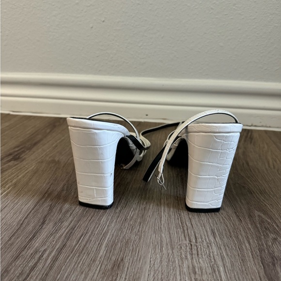 Nasty Gal white heels - Picture 3 of 3